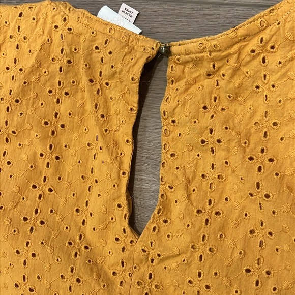 Knox Rose Mustard Color Sleeveless Top Ruffles, Eyelet, Empire Waist - Picture 11 of 12